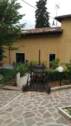 Гостиница Casale Mammarella  L’Aquila